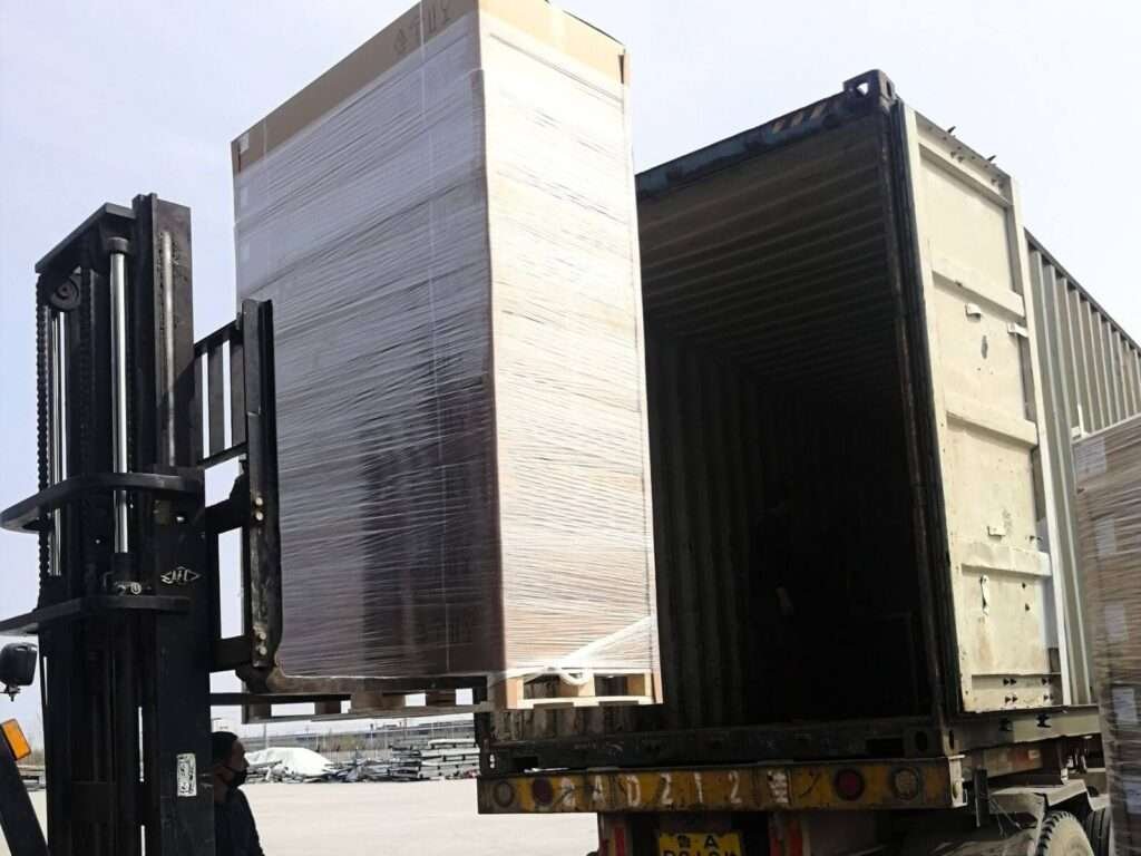 loading to container for commercial kitchen equipment