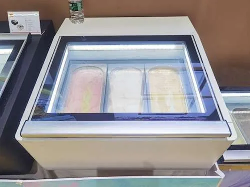 counter top ice cream showcase