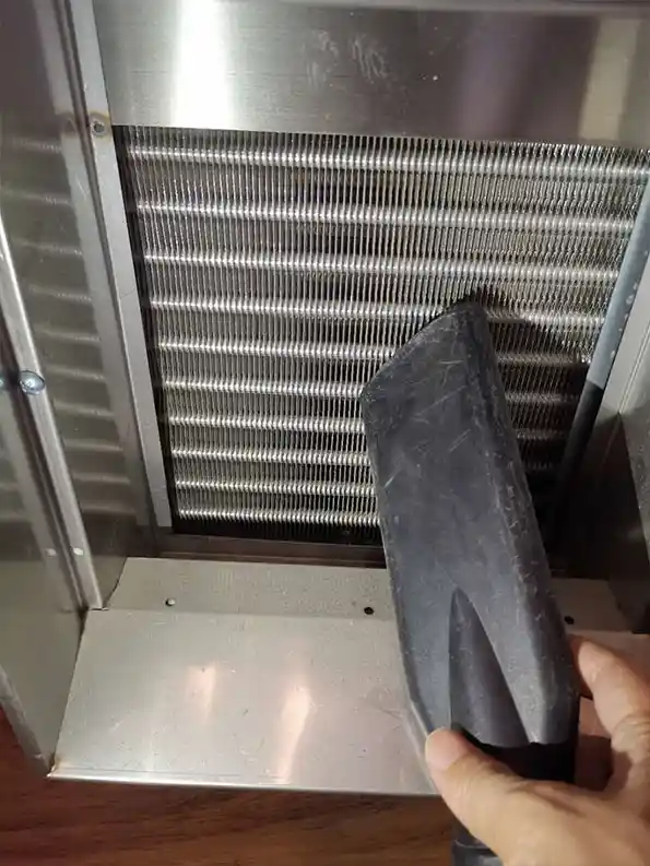 commercial refrigerators coils cleaning 2