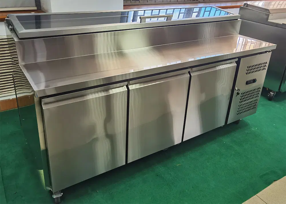 prep fridge with refrigerated table top